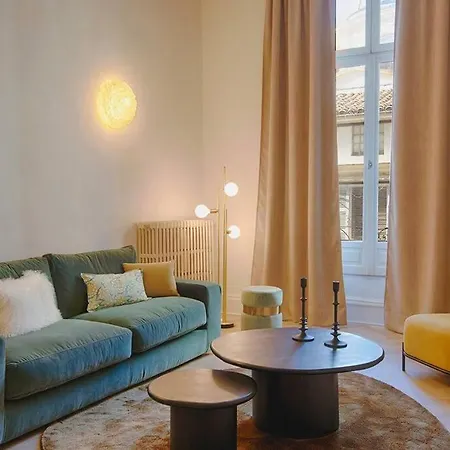 Romantic Flat In The Heart Of The City Avignon Exterior photo